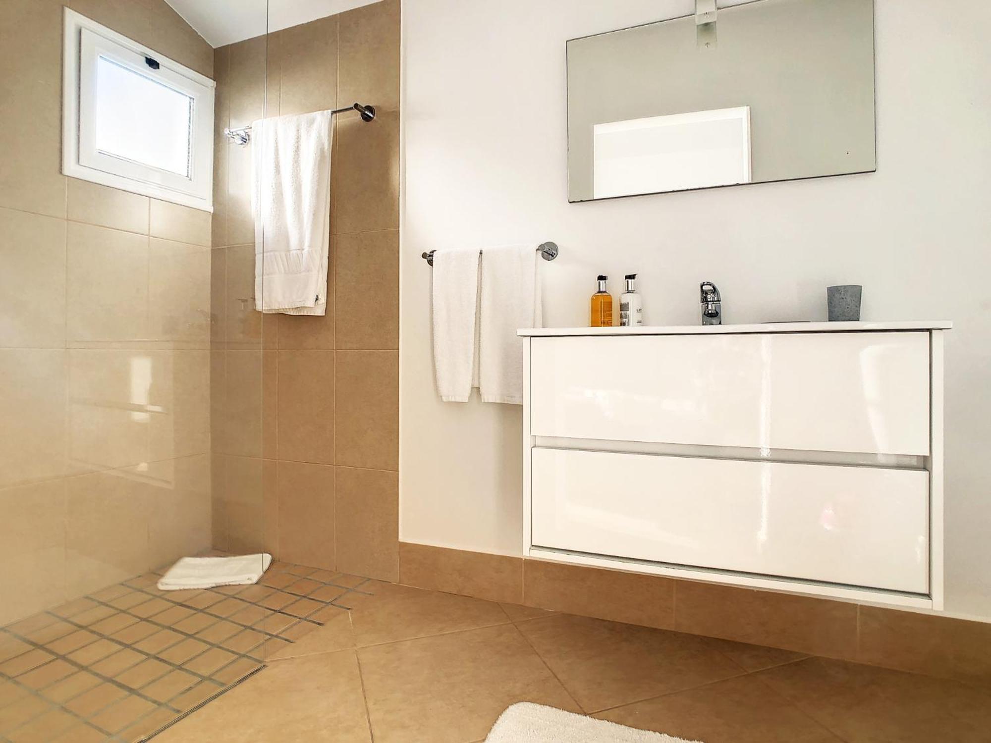 Naya Beach House By Lovelystay Malseira Esterno foto